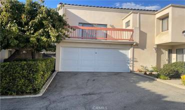 10022 Reseda Boulevard 16, Northridge, California 91324, 2 Bedrooms Bedrooms, ,2 BathroomsBathrooms,Residential,Buy,10022 Reseda Boulevard 16,DW24206127