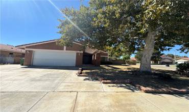 1820 Nessa Drive, Lancaster, California 93535, 4 Bedrooms Bedrooms, ,3 BathroomsBathrooms,Residential,Buy,1820 Nessa Drive,CV24201222