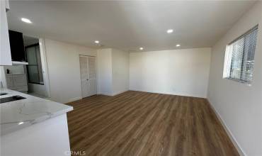 6651 Winnetka Avenue, Winnetka, California 91306, ,1 BathroomBathrooms,Residential Lease,Rent,6651 Winnetka Avenue,SR24207007