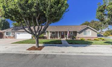 1620 Cushman Street, Hollister, California 95023, 3 Bedrooms Bedrooms, ,1 BathroomBathrooms,Residential,Buy,1620 Cushman Street,ML81977451