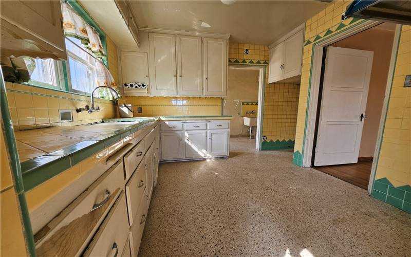 Kitchen, view from nook