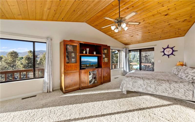 Upstairs Primary Bedroom