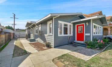 2926 Hope Street, Huntington Park, California 90255, 3 Bedrooms Bedrooms, ,1 BathroomBathrooms,Residential,Buy,2926 Hope Street,DW24189392