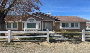 13610 Cuyamaca Road, Apple Valley, California 92308, 4 Bedrooms Bedrooms, ,2 BathroomsBathrooms,Residential,Buy,13610 Cuyamaca Road,HD24207253