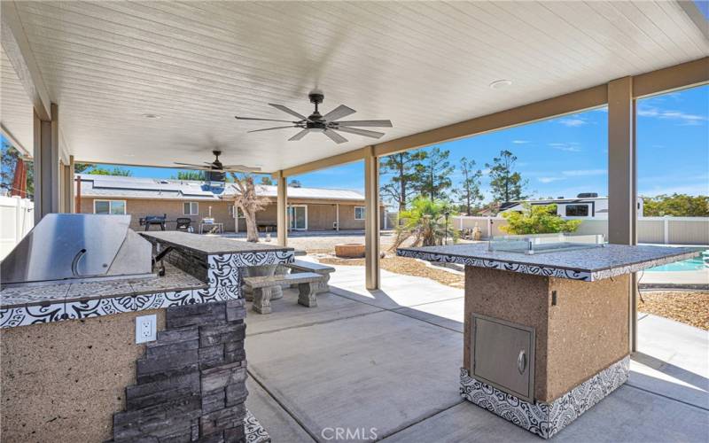 Outdoor Kitchen