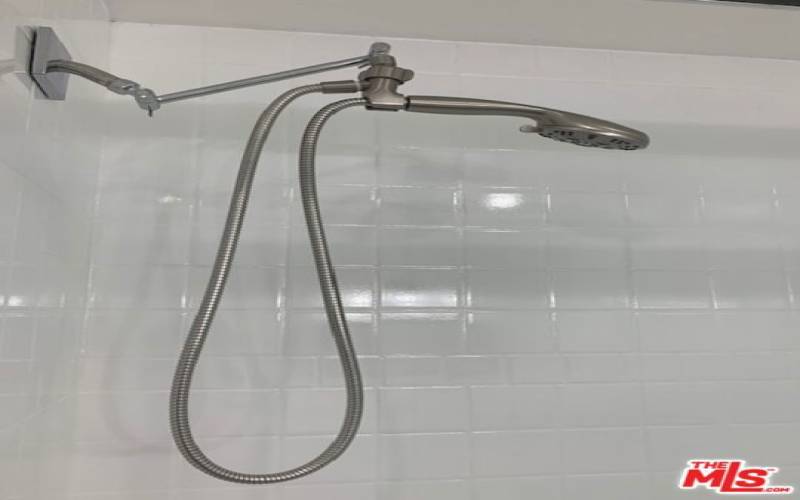 NEW Fixtures Shower/Tub Combo