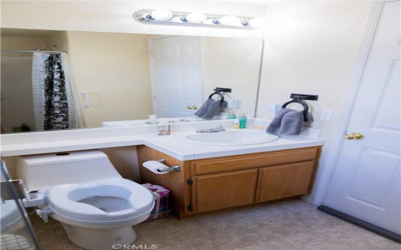 downstairs bathroom across from bedroom one