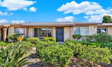 1017 Plover Way, Oceanside, California 92057, 2 Bedrooms Bedrooms, ,2 BathroomsBathrooms,Residential,Buy,1017 Plover Way,NDP2408989