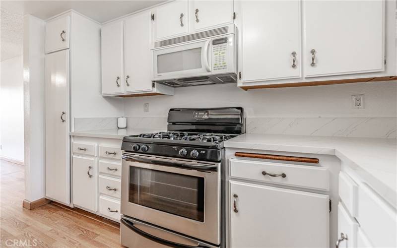 Beautiful New Quartz Countertops