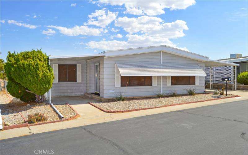 Welcome Home to 7501 Palm Avenue, Space 83, in Yucca Valley!