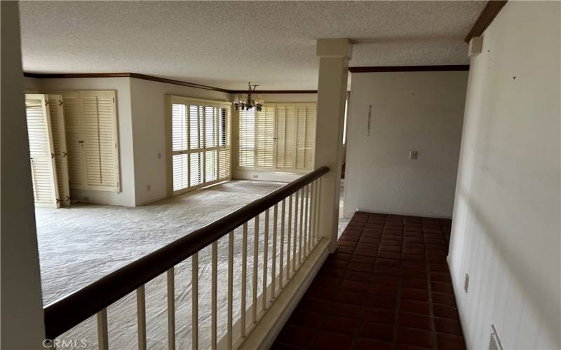 Walkway leading from bedrooms