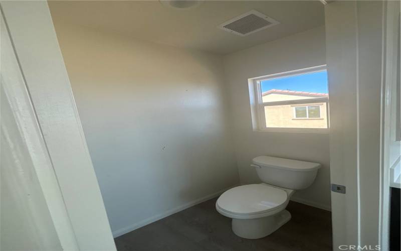 Master bathroom Thinking room