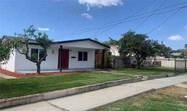 1127 S Acacia Avenue, Compton, California 90220, 3 Bedrooms Bedrooms, ,1 BathroomBathrooms,Residential,Buy,1127 S Acacia Avenue,DW24205795