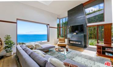 21609 Rambla Vista, Malibu, California 90265, 3 Bedrooms Bedrooms, ,3 BathroomsBathrooms,Residential Lease,Rent,21609 Rambla Vista,24447403