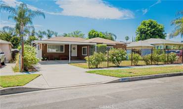 6841 Topeka Drive, Reseda, California 91335, 4 Bedrooms Bedrooms, ,2 BathroomsBathrooms,Residential,Buy,6841 Topeka Drive,SB24145520