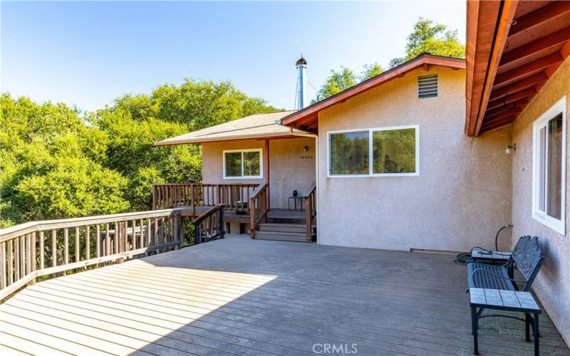 Expansive front deck provides an incredible place to drink in the stunning views. Think dining al fresco!