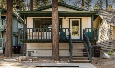 526 W Rainbow Boulevard, Big Bear City, California 92314, 2 Bedrooms Bedrooms, ,1 BathroomBathrooms,Residential,Buy,526 W Rainbow Boulevard,PW24208560