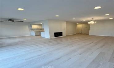 900 Euclid Street 307, Santa Monica, California 90403, 2 Bedrooms Bedrooms, ,2 BathroomsBathrooms,Residential Lease,Rent,900 Euclid Street 307,OC24207489