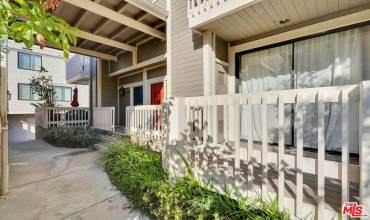 4765 Elmer Avenue, North Hollywood, California 91602, 3 Bedrooms Bedrooms, ,2 BathroomsBathrooms,Residential,Buy,4765 Elmer Avenue,24449405