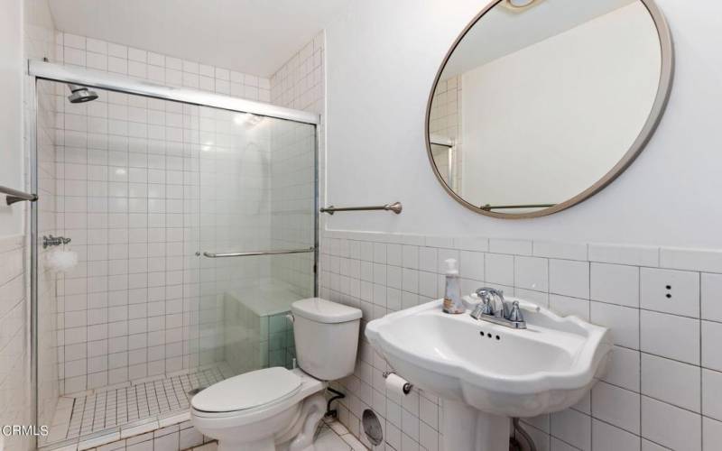 15-web-or-mls-15 - Primary Bathroom