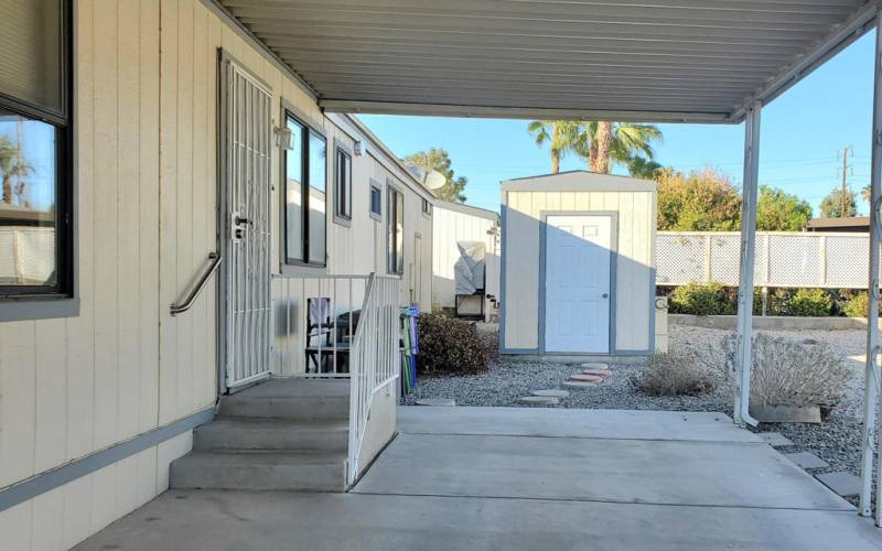 Carport side