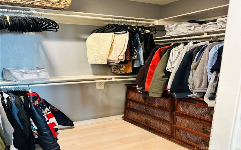 Walk in Closet in maaster