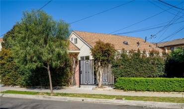 592 South Street A, Glendale, California 91202, 2 Bedrooms Bedrooms, ,2 BathroomsBathrooms,Residential Lease,Rent,592 South Street A,GD24205426