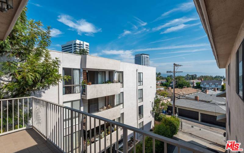 Peek-a-boo view of the Wilshire Corridor