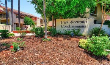 23401 Park Sorrento 48, Calabasas, California 91302, 3 Bedrooms Bedrooms, ,2 BathroomsBathrooms,Residential Lease,Rent,23401 Park Sorrento 48,SR24210033