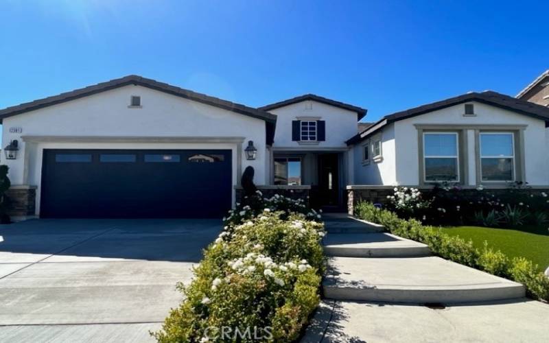 Gorgeous Victorville home