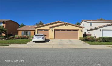 1338 Mistletoe Drive, Beaumont, California 92223, 4 Bedrooms Bedrooms, ,2 BathroomsBathrooms,Residential,Buy,1338 Mistletoe Drive,CV24210075