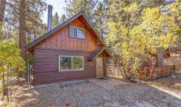 726 Maltby Boulevard, Big Bear City, California 92314, 3 Bedrooms Bedrooms, ,1 BathroomBathrooms,Residential,Buy,726 Maltby Boulevard,IG24210103