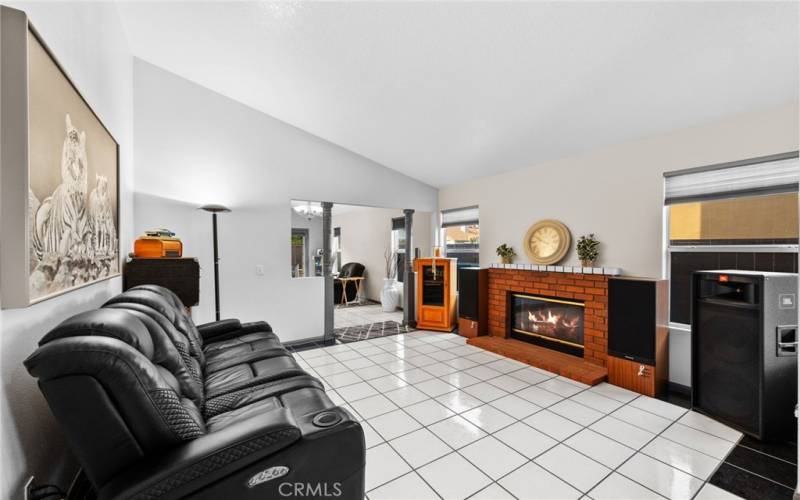 FAMILY ROOM WITH FIREPLACE