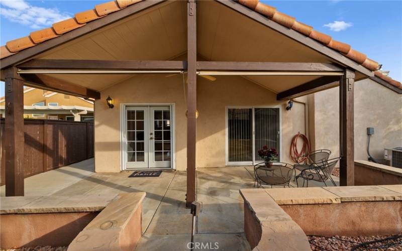 BACKYARD COVERED PATIO