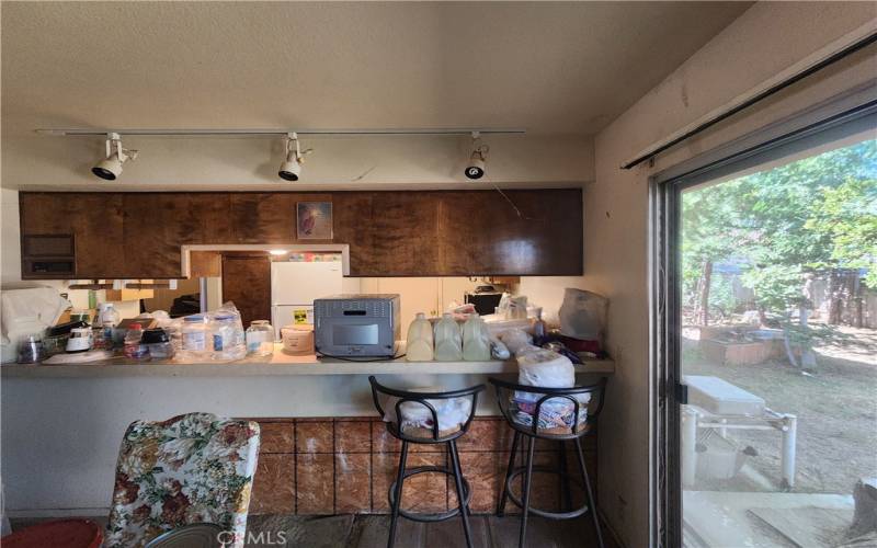 kitchen bar counter