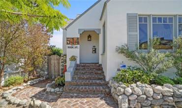 514 Marine Avenue, Manhattan Beach, California 90266, 3 Bedrooms Bedrooms, ,2 BathroomsBathrooms,Residential Lease,Rent,514 Marine Avenue,SB24207789