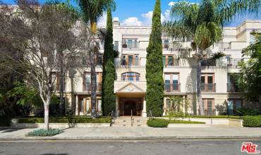 137 S Spalding Drive 101, Beverly Hills, California 90212, 3 Bedrooms Bedrooms, ,2 BathroomsBathrooms,Residential Lease,Rent,137 S Spalding Drive 101,24450375