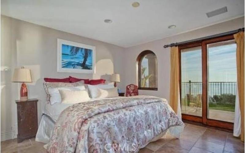 Downstairs guest room with ocean views.