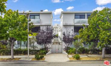 1254 9th Street H, Santa Monica, California 90401, 2 Bedrooms Bedrooms, ,2 BathroomsBathrooms,Residential Lease,Rent,1254 9th Street H,24446191