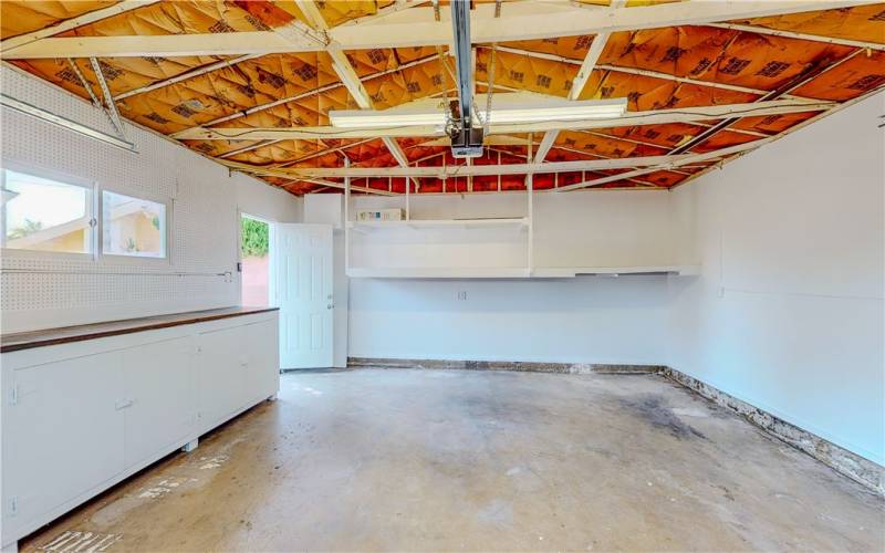 GARAGE WITH STORAGE CABINETS