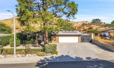 14827 Canna Valley Street, Canyon Country, California 91387, 4 Bedrooms Bedrooms, ,2 BathroomsBathrooms,Residential,Buy,14827 Canna Valley Street,SR24209289