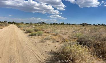 9757 Lebec Road, Phelan, California 92371, ,Land,Buy,9757 Lebec Road,PW24210727