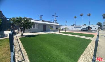 1421 CENTINELA Avenue B, Santa Monica, California 90404, 3 Bedrooms Bedrooms, ,2 BathroomsBathrooms,Residential Lease,Rent,1421 CENTINELA Avenue B,24451721