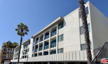 13900 Panay Way 321, Marina Del Rey, California 90292, 2 Bedrooms Bedrooms, ,1 BathroomBathrooms,Residential Lease,Rent,13900 Panay Way 321,24451759