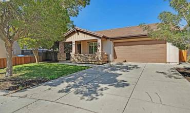 90 Bergamot Ct, Oakley, California 94561, 3 Bedrooms Bedrooms, ,2 BathroomsBathrooms,Residential,Buy,90 Bergamot Ct,41073625