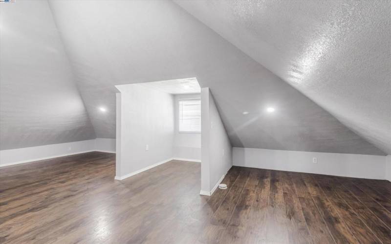 Attic / Bonus room