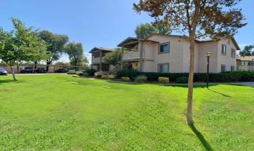 1423 Graves Ave 149, El Cajon, California 92021, 2 Bedrooms Bedrooms, ,1 BathroomBathrooms,Residential,Buy,1423 Graves Ave 149,PTP2406260