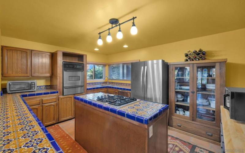 Spacious kitchen with loads of storage