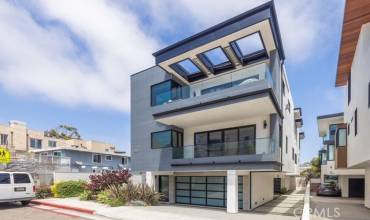 1610 Loma Drive, Hermosa Beach, California 90254, 4 Bedrooms Bedrooms, ,4 BathroomsBathrooms,Residential Lease,Rent,1610 Loma Drive,SB24211807