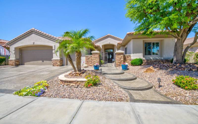 Curb Appeal with Custom Entrance Gate